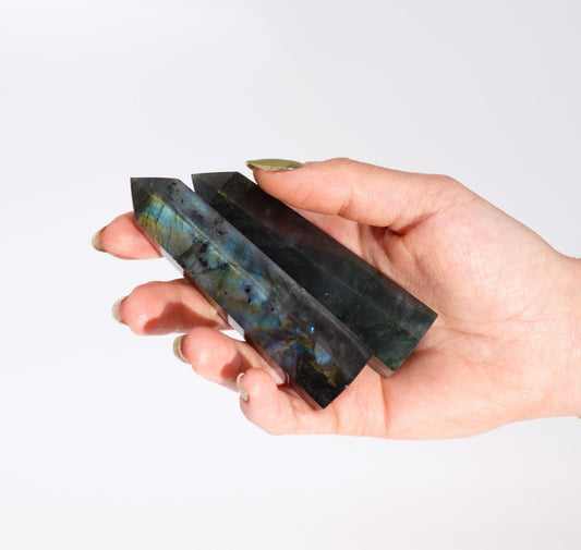 Madagascar Labradorite Point (approx 50-65gm 100x28mm)